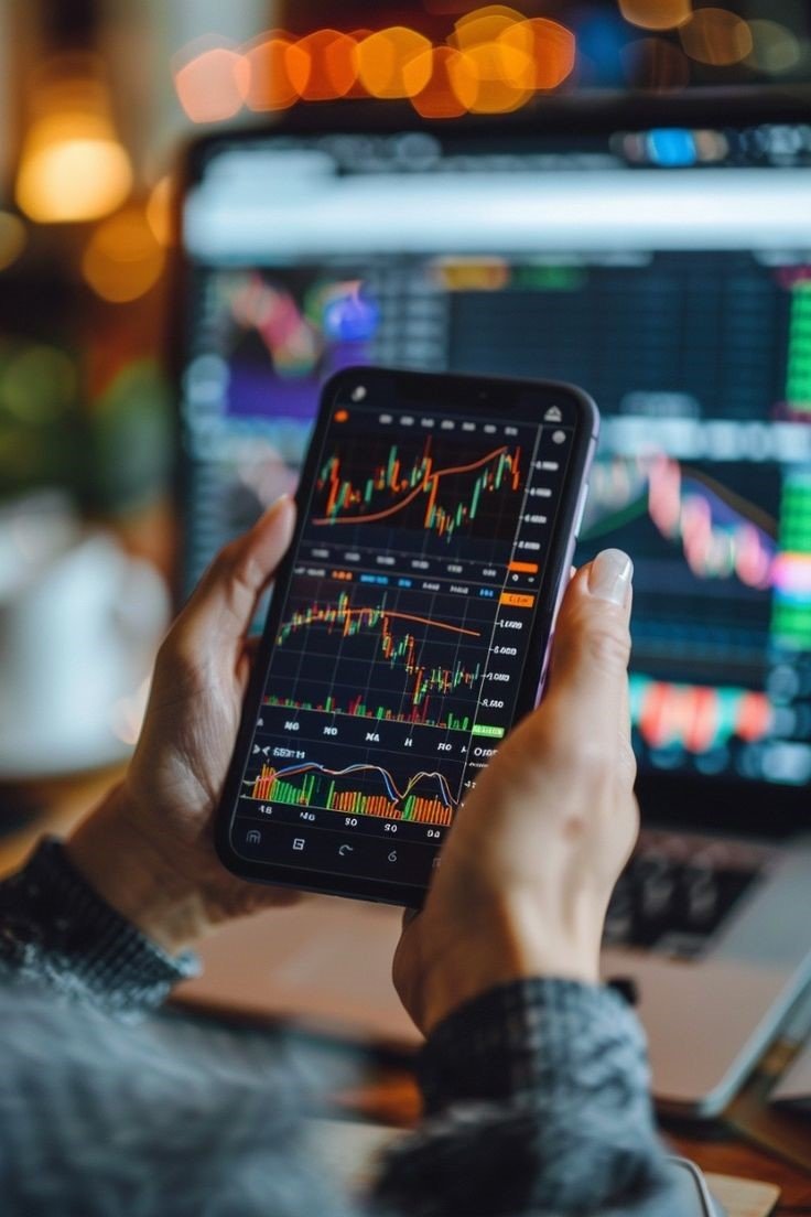 You are currently viewing Tech Momentum Builds as Fed Rate Cut Nears